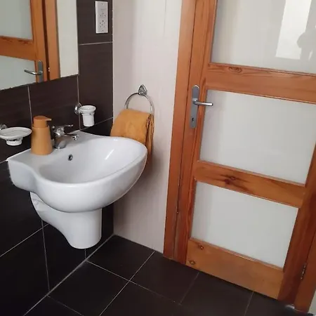 Lovely Two Bedroom *