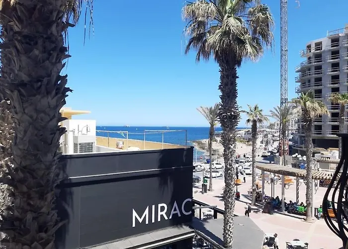 Lovely Two Bedroom Apartamento St Paul's Bay